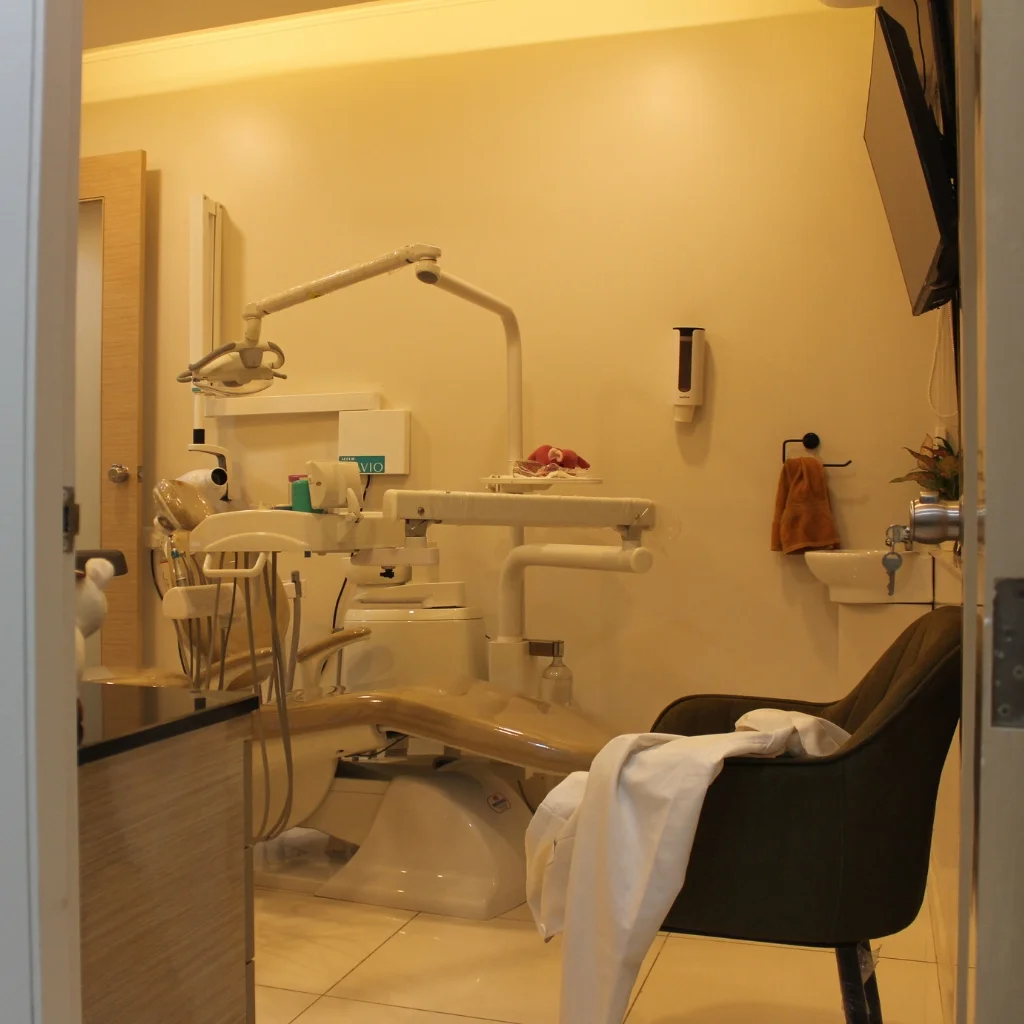 Dentist in Kothrud | Paediatric & General Dentistry